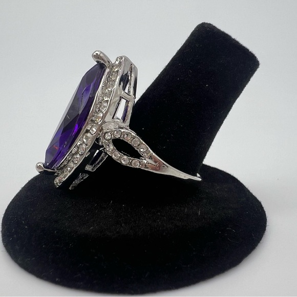 Large Amethyst & Diamond Simulant Silver Plated Ring, Size 9 - Picture 3 of 4
